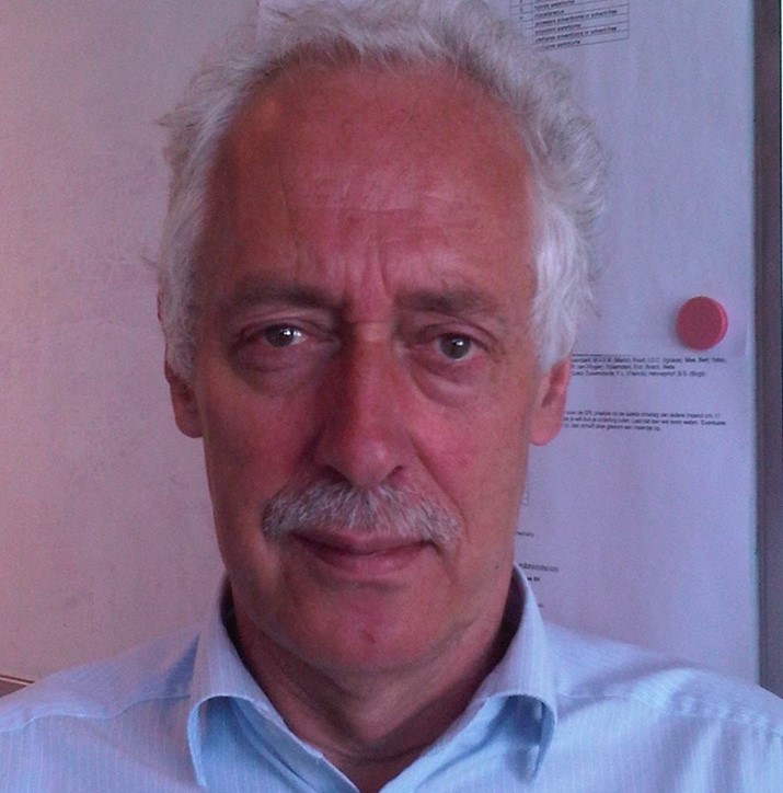 Henk van den Haak, Resinconsult. Training and consult on resin chemistry